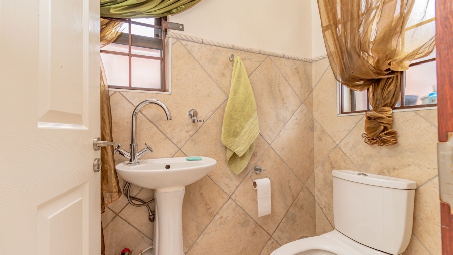 4 Bedroom Property for Sale in Safari Gardens North West